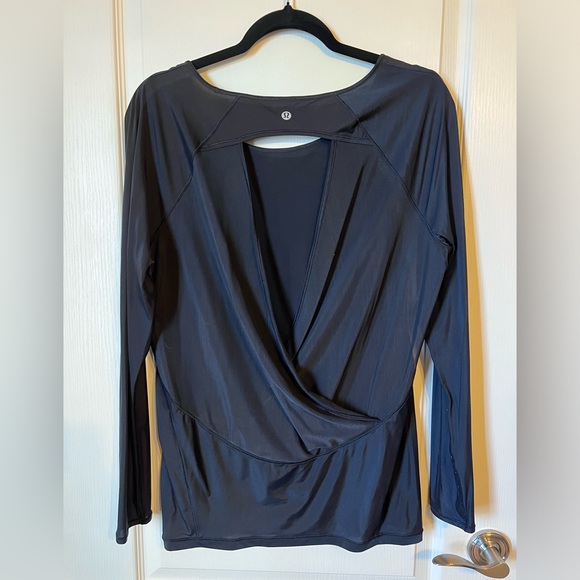 Lululemon Long Sleeve Sheer Top Black Size 6/8 - Picture 4 of 5